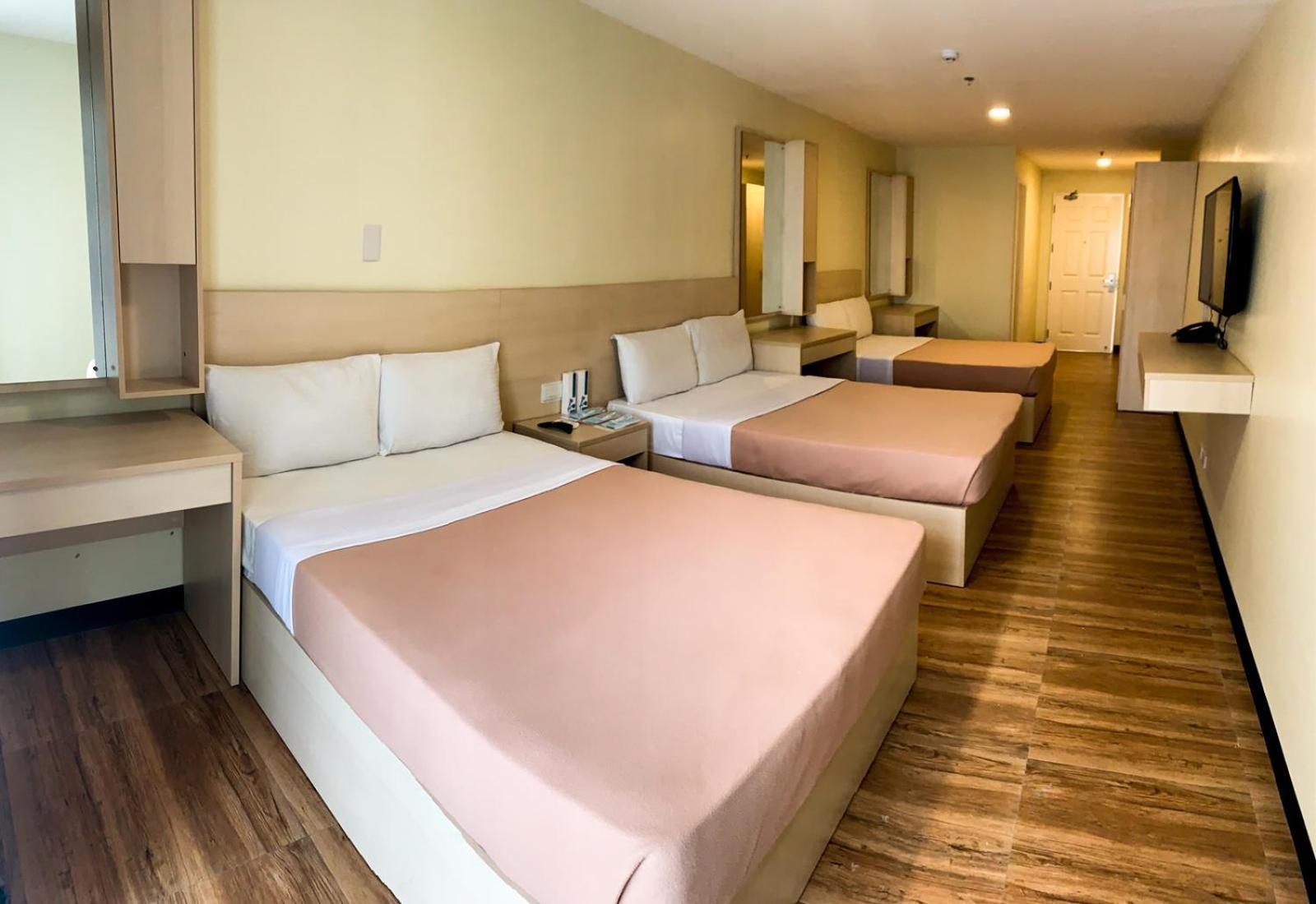 Olive Town Center And Hotel Baguio City Екстер'єр фото