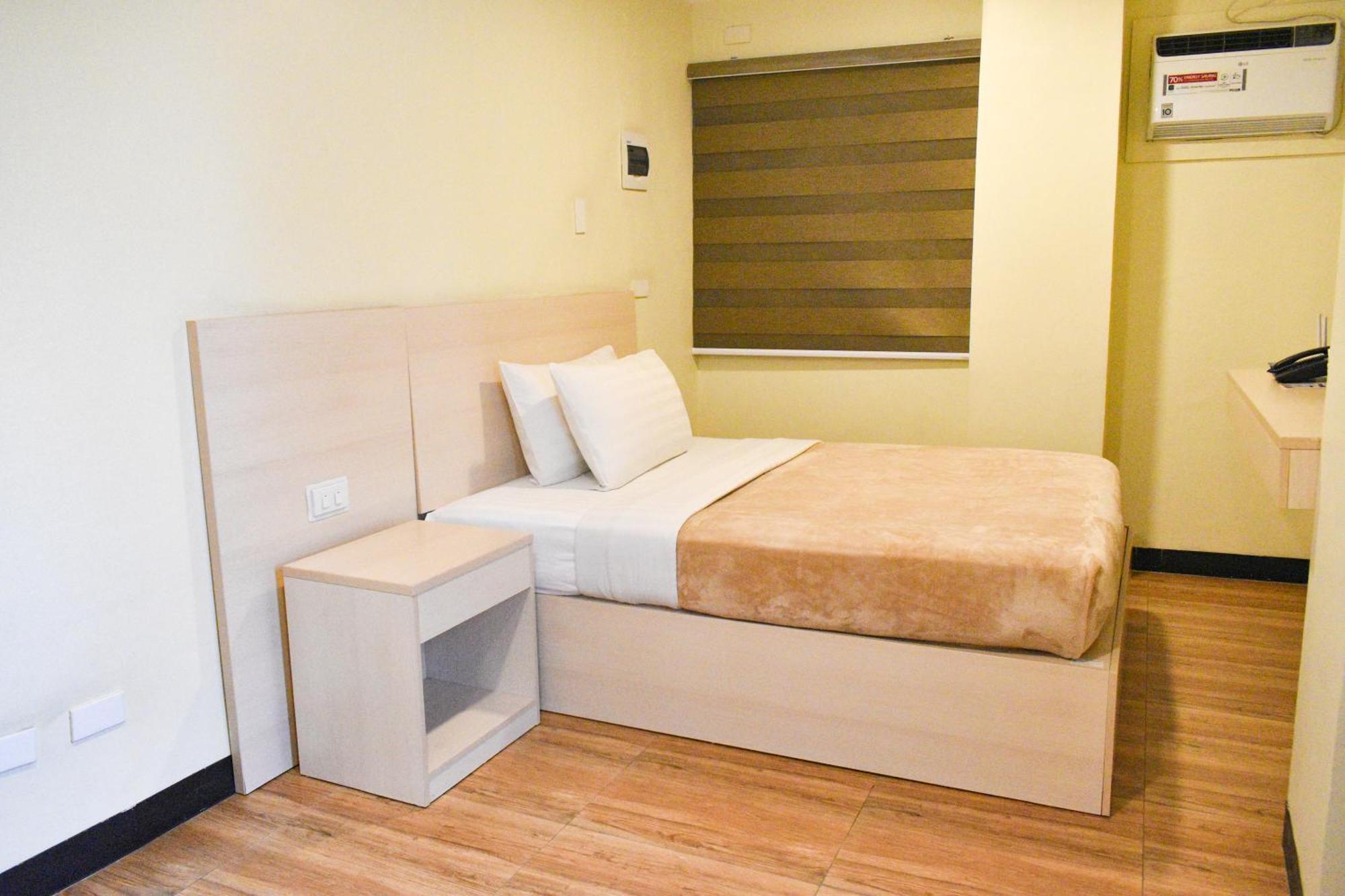 Olive Town Center And Hotel Baguio City Екстер'єр фото