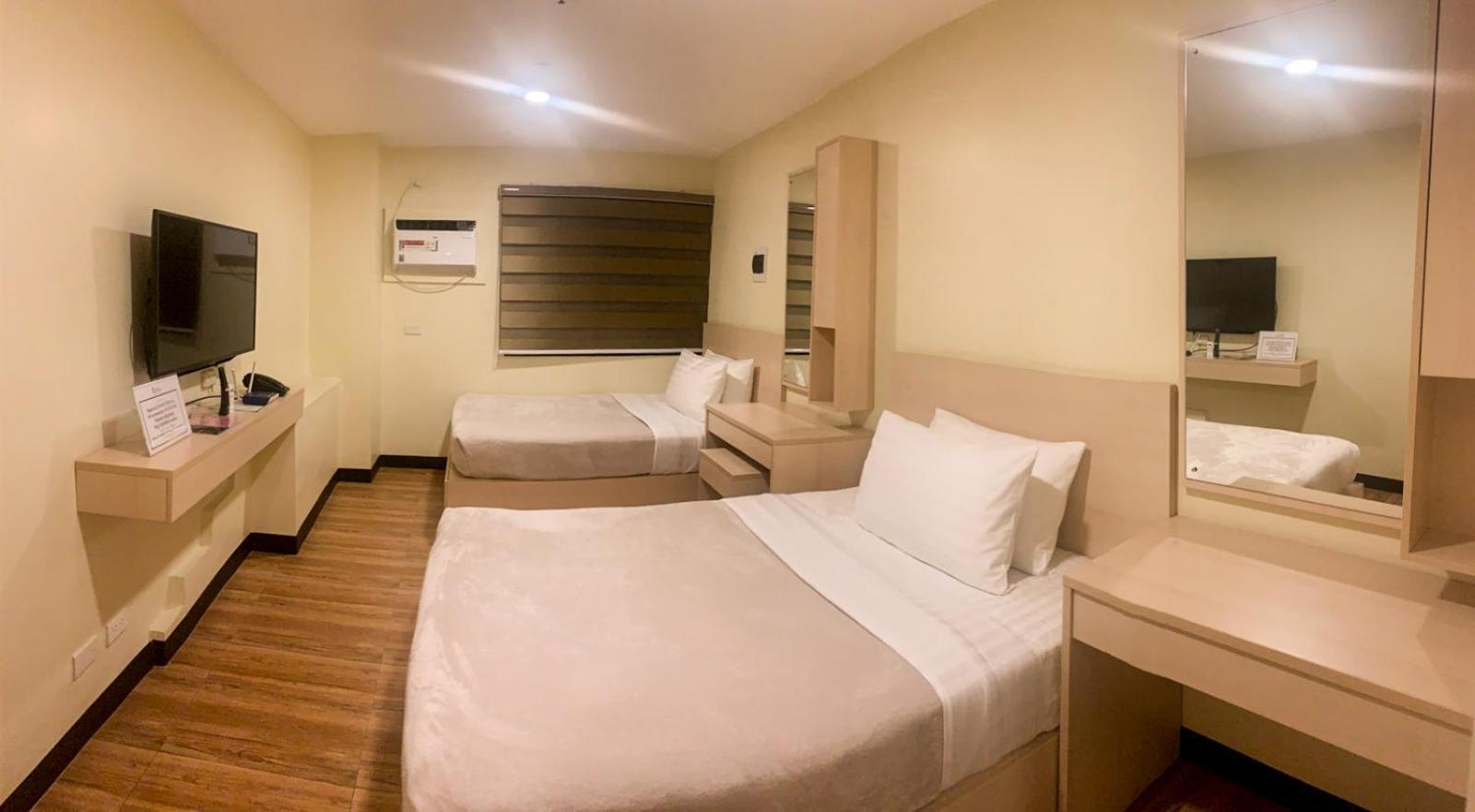 Olive Town Center And Hotel Baguio City Екстер'єр фото